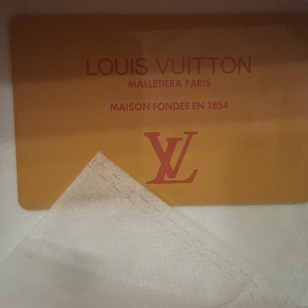 Louis Vuitton Brown Belt - Picture 6 of 8